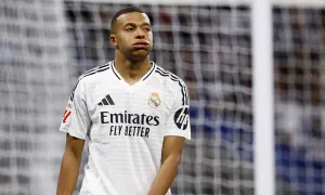 Cầu thủ hay nhất châu Á châm chọc Mbappe