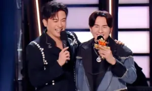 Dàn giám khảo đình đám của Sing! Asia Dàn giám khảo đình đám của Sing! Asia