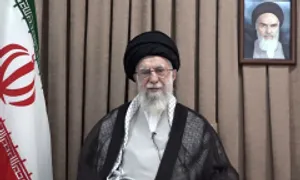 Iran bác yêu cầu 'đầu hàng vô điều kiện' của ông Trump Iran bác yêu cầu 'đầu hàng vô điều kiện' của ông Trump