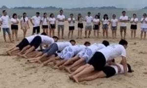 Chuyến teambuilding 'tra tấn' tôi cả thể xác lẫn tinh thần Chuyến teambuilding 'tra tấn' tôi cả thể xác lẫn tinh thần
