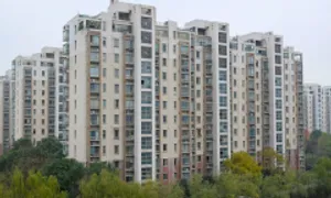 Sống dưới mức nghèo khổ để mua nhà Sống dưới mức nghèo khổ để mua nhà