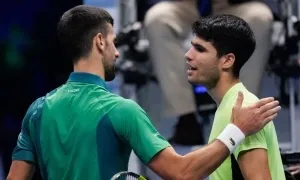 Alcaraz thấy may mắn khi Djokovic rút lui